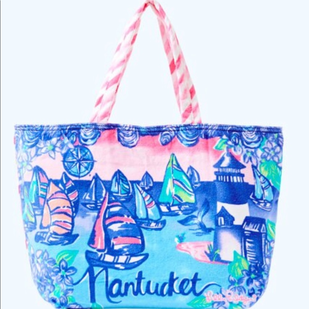Lilly pulitzer destination tote bag